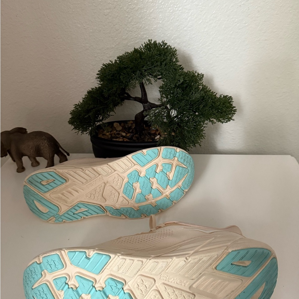 Hoka Peach and Cream Athletic Shoes - Picture 3 of 5